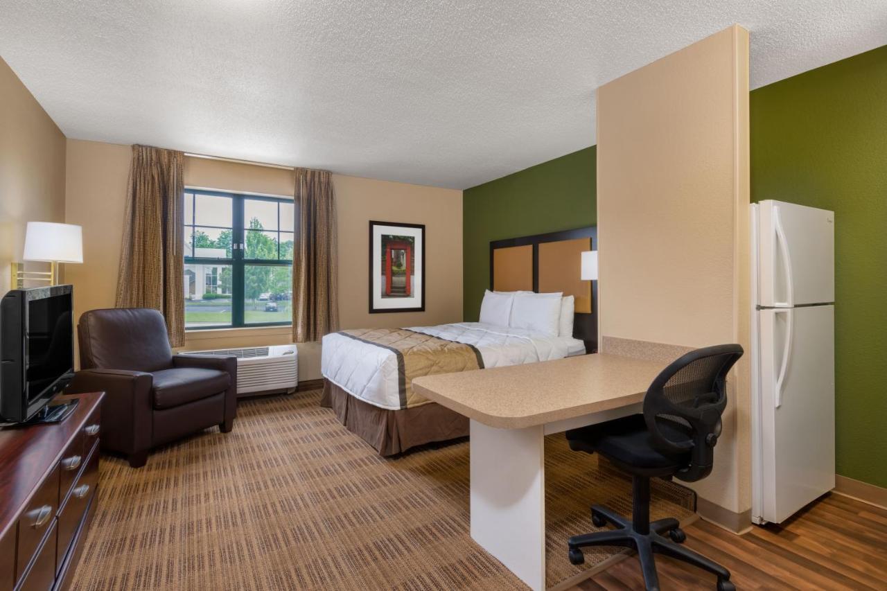 Suburban Studios Columbus Bradley Park Eksteriør bilde