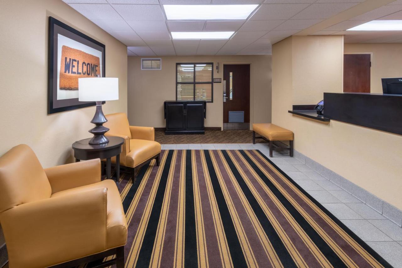 Suburban Studios Columbus Bradley Park Eksteriør bilde